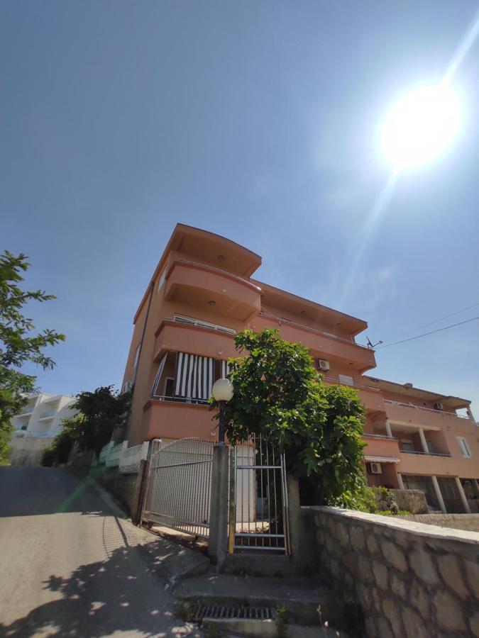 Apartments Baja Улцинь Экстерьер фото